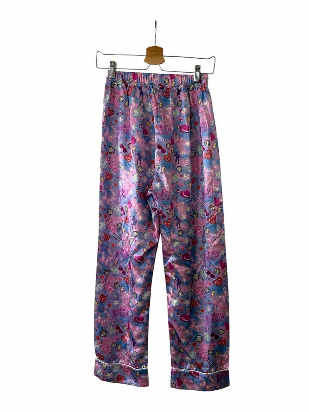 Lola & the Boys Swiftie Lovers Silky Pajama Set - Picture 6 of 7